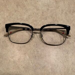 ‼️Sold‼️Burberry eyeglasses